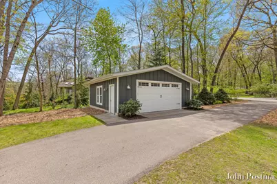7314 Thornapple Park Drive SE, Grand Rapids, MI 49546 - Photo 4