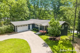 7314 Thornapple Park Dr SE, Grand Rapids, MI 49546 - Photo 1