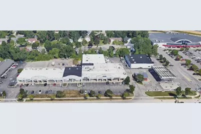 1149 S Washington Avenue, Holland, MI 49423 - Photo 2