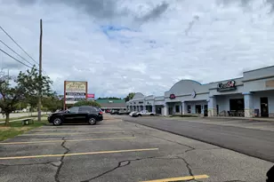1149 S Washington Ave, Holland, MI 49423 - Photo 1