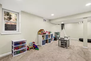 2375 Mershon Dr, Ann Arbor, MI 48103 - Photo 30