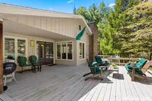 7135 Lakeshore Ave, West Olive, MI 49460 - Photo 12