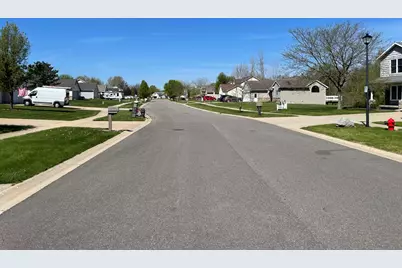 349 Creekside Drive, Coopersville, MI 49404 - Photo 10
