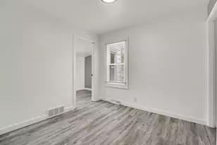 466 W Maxlow Ave, Hazel Park, MI 48030 - Photo 16