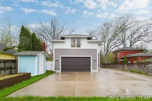 153 Elizabeth St, Saugatuck, MI 49453 - Photo 4