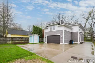 153 Elizabeth St, Saugatuck, MI 49453 - Photo 60