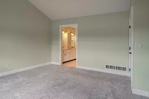 2926 Grand Isle Dr NE, Belmont, MI 49306 - Photo 14