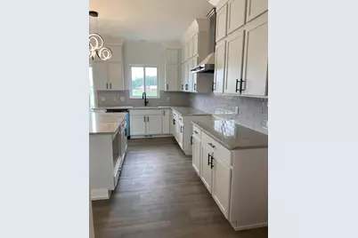 733 Britt Circle Drive #10, Dundee, MI 48131 - Photo 4