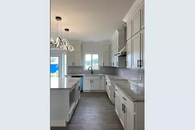 733 Britt Circle Drive #10, Dundee, MI 48131 - Photo 2