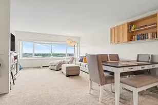 555 E William St, Ann Arbor, MI 48104 - Photo 8