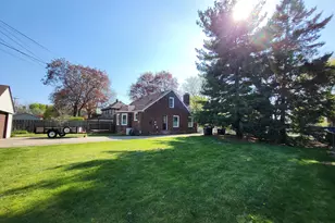 8969 Ruth Ave, Allen Park, MI 48101 - Photo 22