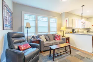 725 W Mansion St, Marshall, MI 49068 - Photo 10