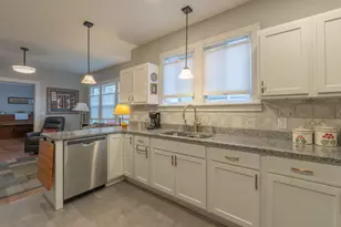 725 W Mansion St, Marshall, MI 49068 - Photo 14