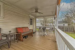 725 W Mansion St, Marshall, MI 49068 - Photo 26