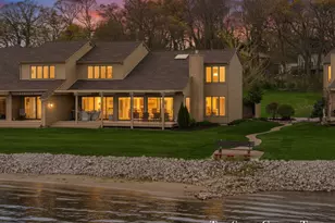 15780 N Prospect Point Dr, Spring Lake, MI 49456 - Photo 1