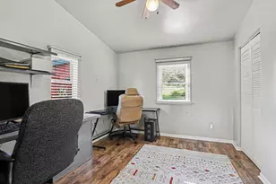994 Ottney Dr, Jackson, MI 49201 - Photo 10