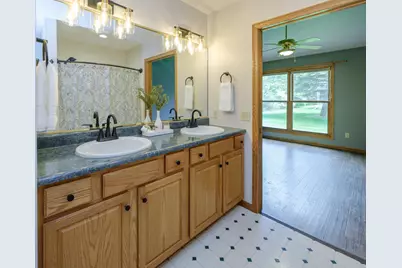2912 Hunters Place, Kalamazoo, MI 49048 - Photo 14