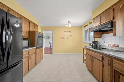3014 W Bluffwood Terrace, Saint Joseph, MI 49085 - Photo 20