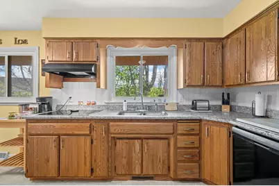 3014 W Bluffwood Terrace, Saint Joseph, MI 49085 - Photo 18