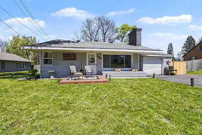 197 E Beech Street NE, Cedar Springs, MI 49319 - Photo 2