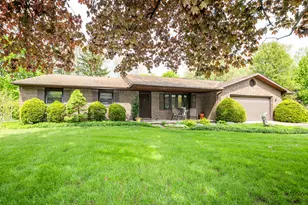 2876 Kim St, Saint Joseph, MI 49085 - Photo 1