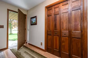 2876 Kim St, Saint Joseph, MI 49085 - Photo 4
