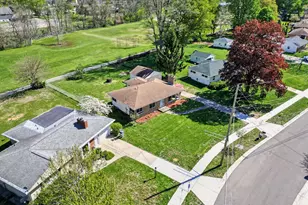 1411 Meadowlane Dr SE, Grand Rapids, MI 49508 - Photo 6