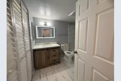 1476 W Chateau Vert, Ypsilanti, MI 48197 - Photo 12
