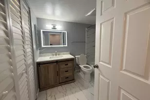 1476 W Chateau Vert, Ypsilanti, MI 48197 - Photo 12