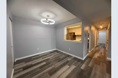 1476 W Chateau Vert, Ypsilanti, MI 48197 - Photo 4