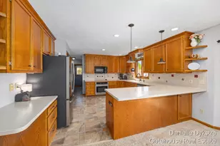 6332 Brookfield Ct, Hudsonville, MI 49426 - Photo 12