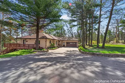 9160 Mill Pond Trail, Whitehall, MI 49461 - Photo 12