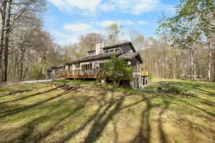 963 Peaceful Ct, Brighton, MI 48114 - Photo 2