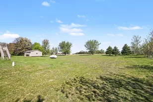 7864 County Farm Rd, Greenville, MI 48838 - Photo 32