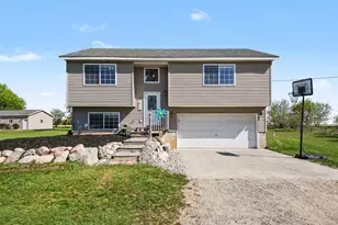 7864 County Farm Rd, Greenville, MI 48838 - Photo 2