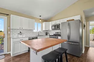 7864 County Farm Rd, Greenville, MI 48838 - Photo 14