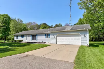 52300 County Road 687, Hartford, MI 49057 - Photo 1