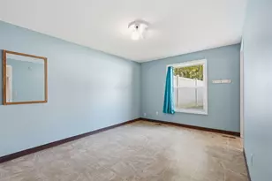 2143 Osceola Dr SE, Grand Rapids, MI 49506 - Photo 54