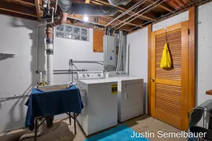 2248 Elliott St SE, Grand Rapids, MI 49506 - Photo 26