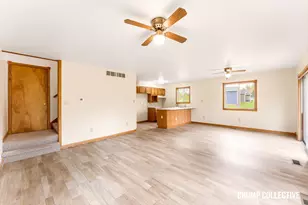 9129 Lakeside Dr, Perrinton, MI 48871 - Photo 20