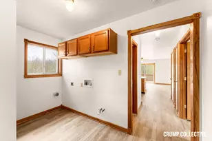 9129 Lakeside Dr, Perrinton, MI 48871 - Photo 12