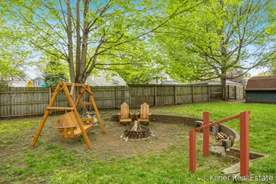 722 N Hudson Street SE, Lowell, MI 49331 - Photo 30