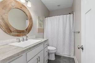 8242 Hearthway Ave, Jenison, MI 49428 - Photo 24