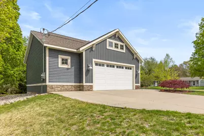 8242 Hearthway Avenue, Jenison, MI 49428 - Photo 2