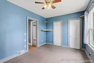 5527 W River Dr NE, Comstock Park, MI 49321 - Photo 26