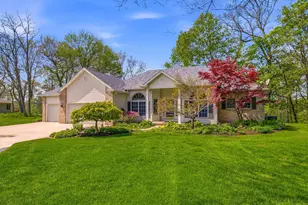 4561 River Pointe Blvd, Niles, MI 49120 - Photo 2