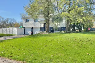 4451 Bonanza Dr NE, Grand Rapids, MI 49525 - Photo 2