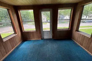 627 S 5th St, Niles, MI 49120 - Photo 12