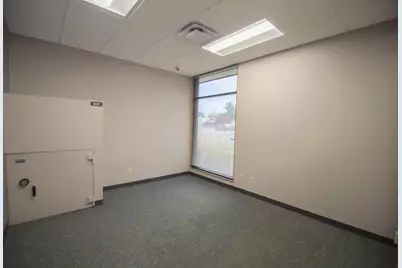 101 W Monroe Street, Bangor, MI 49013 - Photo 4