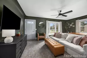 65 Betty St NE, Comstock Park, MI 49321 - Photo 4